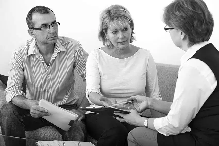 bigstock-Advisory-Service-For-Debtors-69475666